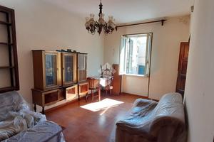 4 LOCALI A ALATRI