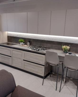 Cucina lineare di esposizione
