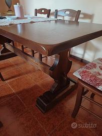 Credenza e tavolo in arte povera