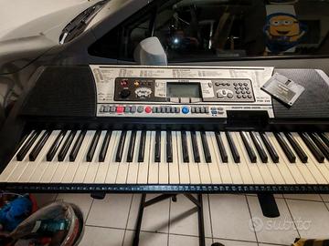 pianola Yamaha 