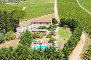 Casale toscano Chianti fiorentino