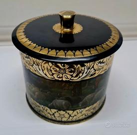 Scatola vintage diBonbons #TourEiffel #Vergan