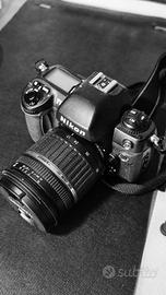 Nikon F100 con MB15
