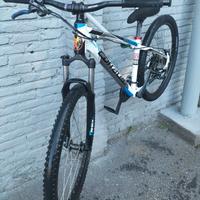 Wheelie bike 27.5"