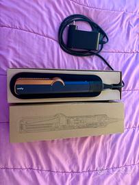 Dyson airstrait