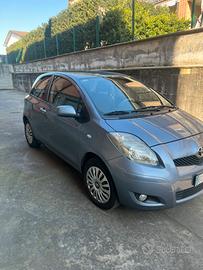 Toyota yaris 2010,1.0