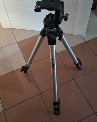 Cavalletto professionale MANFROTTO per telecamera