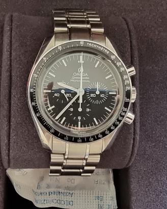 Omega Speedmaster moonwatch professional