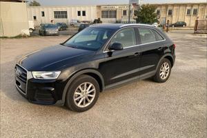 AUDI Q3 2.0 TDI