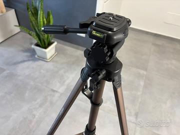 Cavalletto stativo 146 cm con testa 3D e borsa