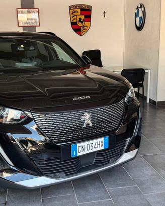 Peugeot 2008 BlueHDi 130 S&S EAT8 Allure