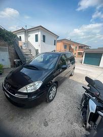 Peugeot 807 2.2 TDI 7 posti porte automatiche