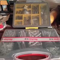 Set viti, espansori da muro e fascette di ferro