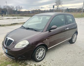 Lancia Ypsilon 1.2 benzina 