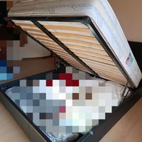 Letto matrimoniale con cassettone