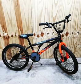 bicicletta bmx