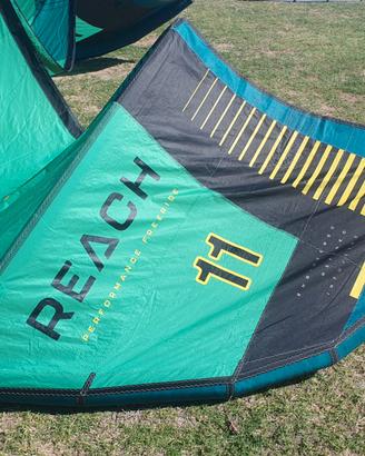 Kite North reach 11m kitesurfing