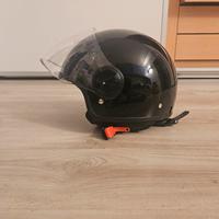 casco a jet mai utilizzato 