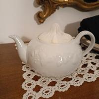 Teiera in porcellana