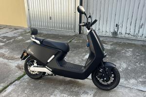 Scooter Yadea elettrico