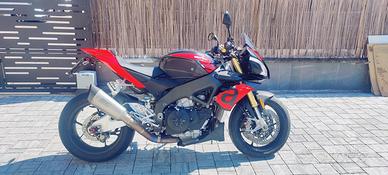 Aprilia V4 Tuono