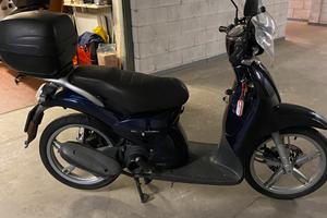 Aprilia Scarapeo 50cc 4T