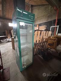 Vetrina frigo verticale
