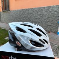 Casco BELL