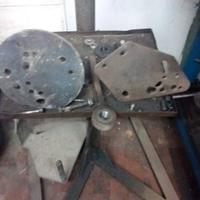 Sostegno per montaggio motore