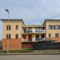 TRILOCALE AL PRIMO PIANO A PAROLA