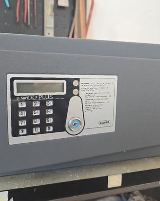cassaforte indel b safe 30 f plus