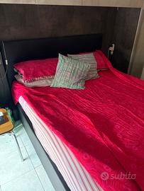 Letto matrimoniale contenitore
