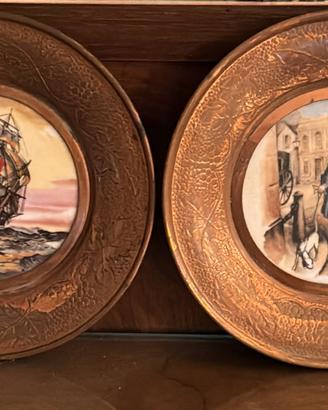 Coppia Piattini Decorativi Vintage In Rame Sbalzat