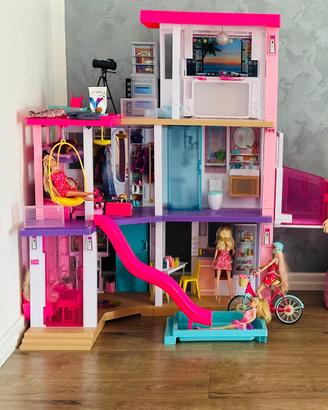 Barbie casa dei sogni.