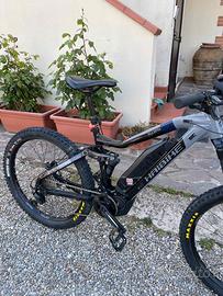 Bici MTB pedalata assistita HAYBIKE