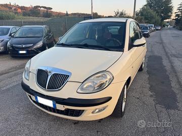 Lancia Ypsilon 1.3 Multijet 16V Platino