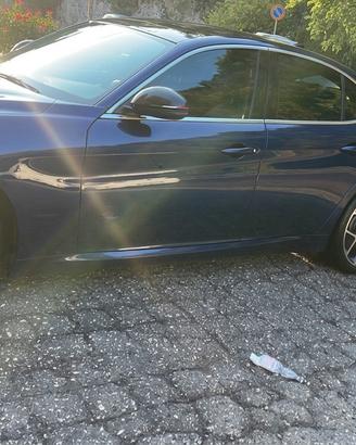 Giulia 2.2 Turbodiesel 190 CV AT8 B-Tech