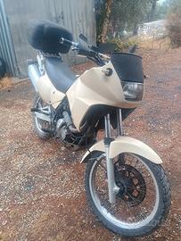 Suzuki dr 650