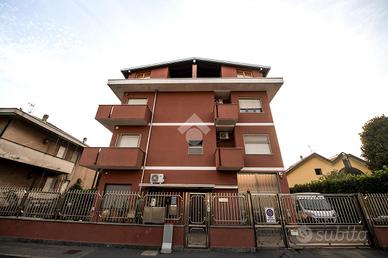 3 LOCALI A SETTIMO MILANESE