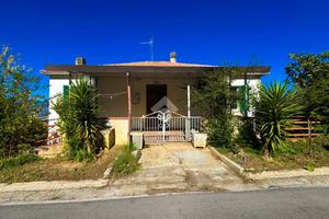 CASA INDIPENDENTE A CASALINCONTRADA