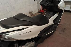 Scooter Honda Forza