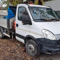AUTOCARRO IVECO 70q con gru