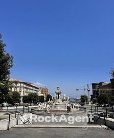 AD.ZE PIAZZA MUNICIPIO LOCALE C/1