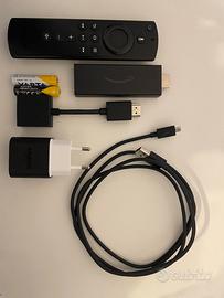 Kit Fire TV Stick Lite con Telecomando Vocale