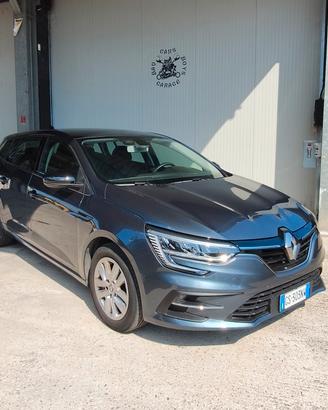 RENAULT MEGANE IV 2024,1,5dci,115cv , automatico 