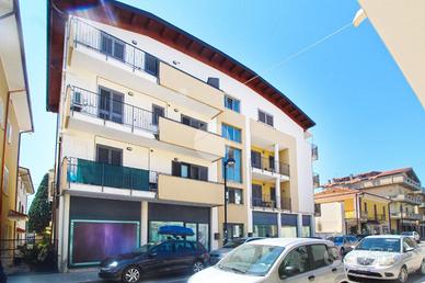 3 LOCALI A ALBA ADRIATICA