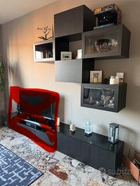 Mobile TV e pensili Ikea Besta