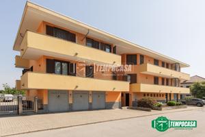 TRILOCALE CON DOPPI SERVIZI, MANSARDA E BOX DOPPI