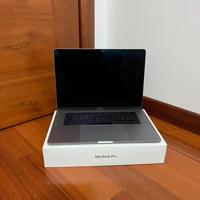 Macbook Pro 15’’ grigio siderale