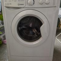 Lavatrice Indesit 